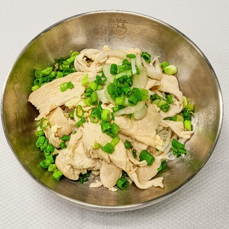 Savor Your Lunch with Us